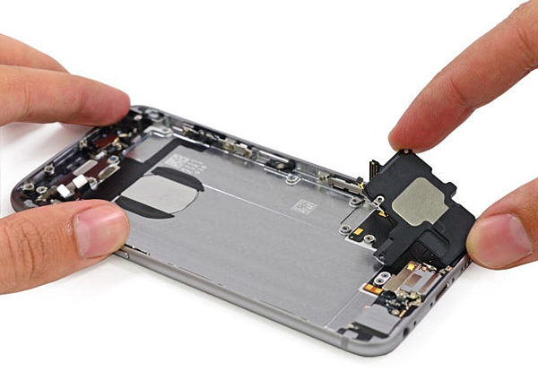 Замена микрофона в iPhone 7