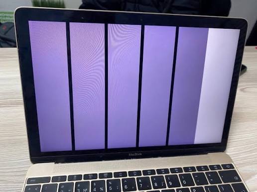 Полосы на экране MacBook: причины появления и способы устранения